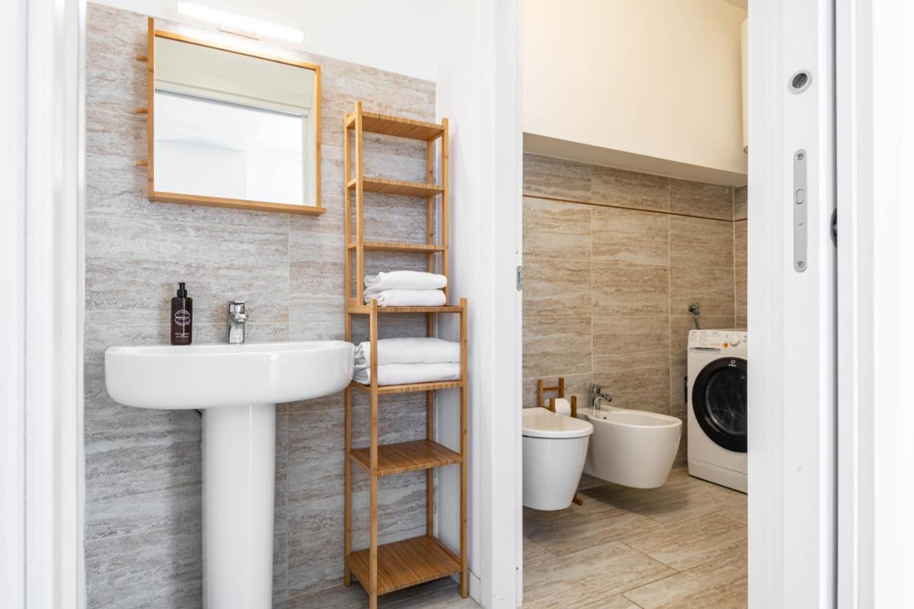 Relstay - Porta Romana - Large Studio Milano Ngoại thất bức ảnh